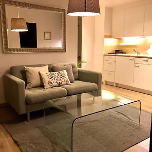 Cool & 2 Bedroom In Heart Of Eaux-vives Appartement