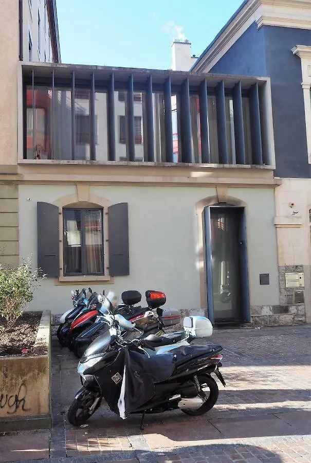 Ferienwohnung Exclusive & Central With Private Garden Genf 0*,  Schweiz